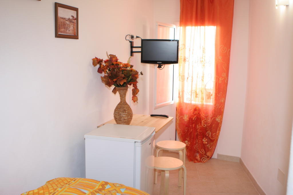 Mamma Maria 2010 Bed & Breakfast Monopoli Ngoại thất bức ảnh